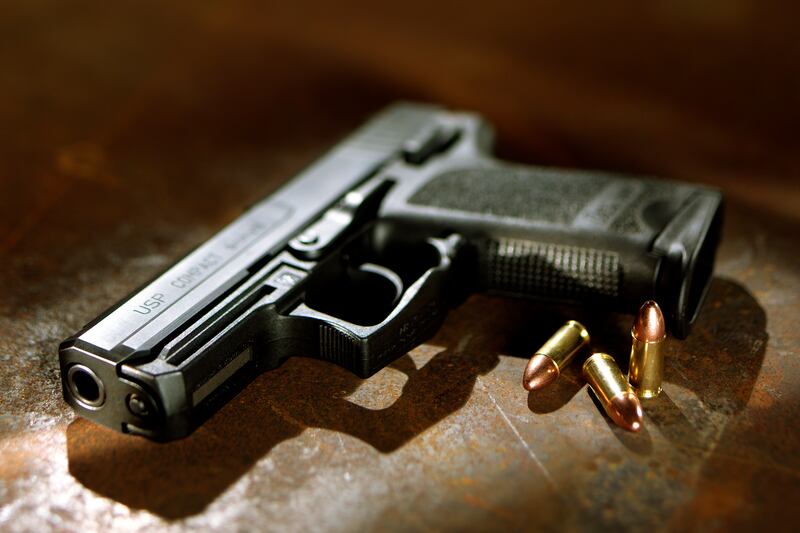 articles/2012/12/13/armslist-lawsuit-seeks-to-punish-online-gun-seller-narrow-loophoole-in-law/shapiro-gun-control-tease_f2tuo3