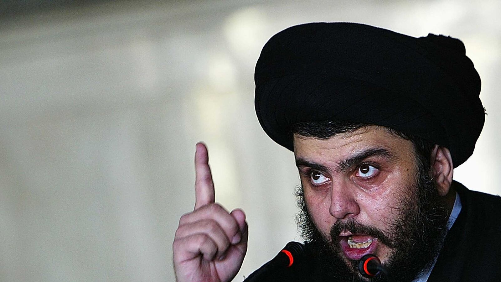 articles/2017/04/14/firebrand-cleric-turns-on-u-s-enemies/170413-weiss-Moqtada-tease_teygpn