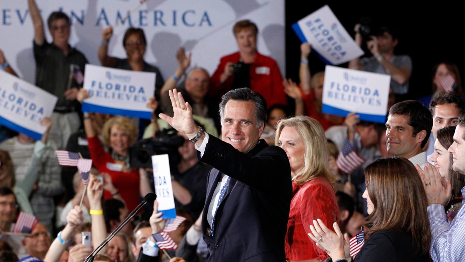articles/2012/02/01/twitter-gives-mitt-romney-secret-service-nicknames/mitt-romney-victory-speech1_cc6t23