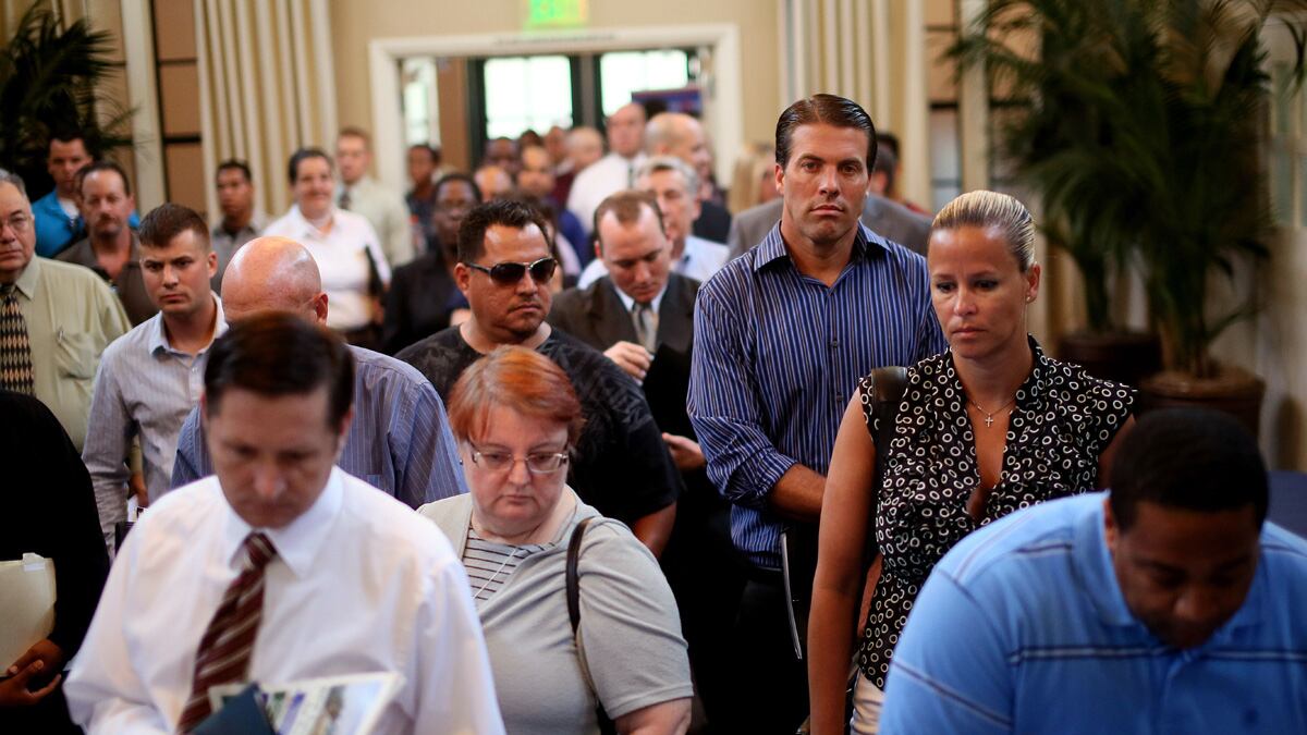 articles/2012/09/07/the-august-employment-report-was-mediocre/gross-jobs-report-august-embed-tease_ptlv4g