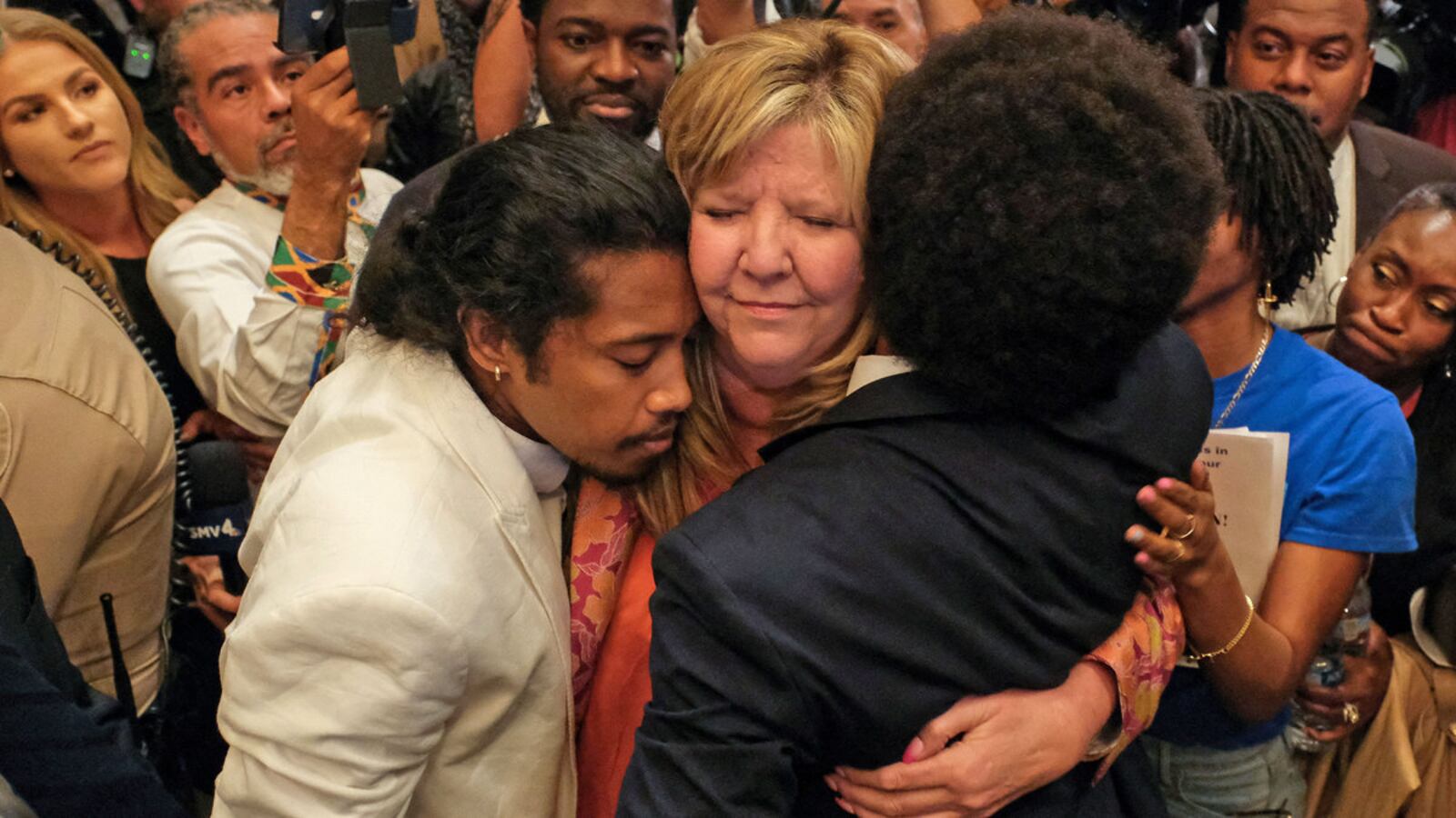 041123-tennesseethree-hero_ftuymz