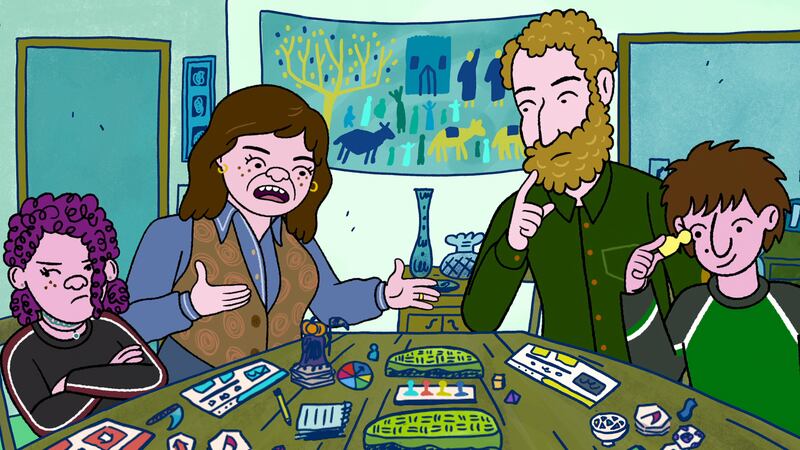 (L-R) Abbi Jacobson as Shira Schwooper, Lisa Edelstein as Naomi Schwartz, Paul Reiser as Elliot Cooper and Max Greenfield as Yoshi Schwooper in Long Story Short.