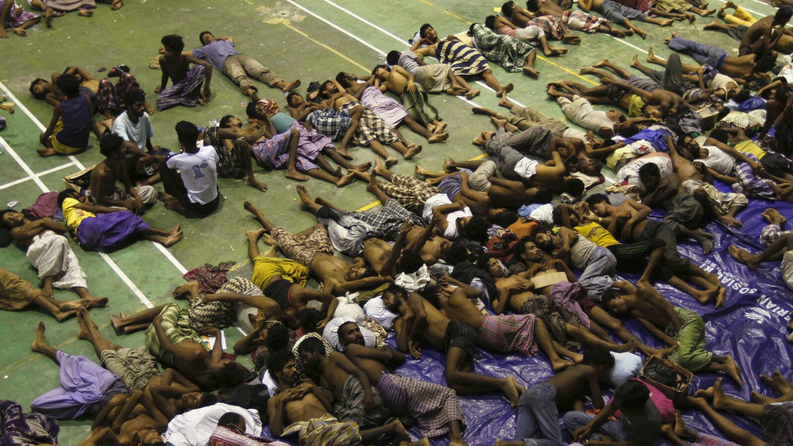 cheats/2015/05/11/more-migrant-boats-rescued-off-indonesia/150511-indonesia-migrants-cheat_pttjcg