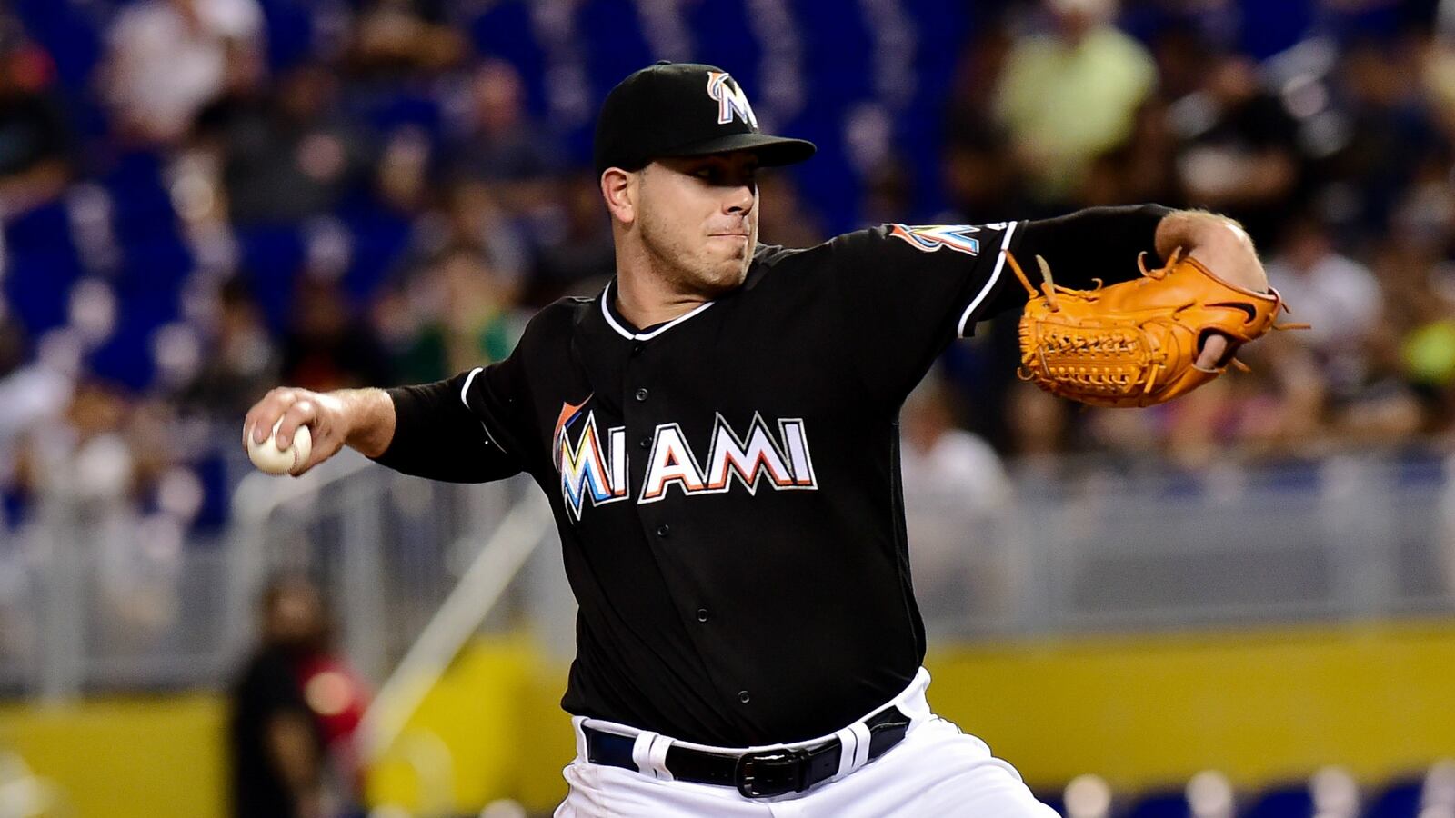 cheats/2016/09/25/marlins-pitcher-reportedly-killed-in-boating-accident/160925-jose-fernandez-cheat_z6zufd