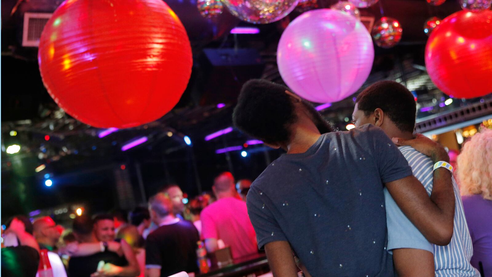 articles/2016/06/15/the-drag-show-at-parliament-house-that-saved-orlando/160614-mcnamara-parliament-tease_qgubew