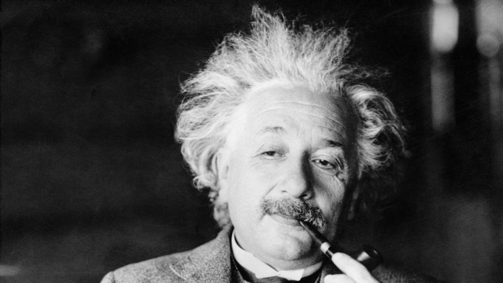 cheats/2011/09/23/scientists-skeptical-about-speedy-neutrinos/albert-einstein-cheat_membms
