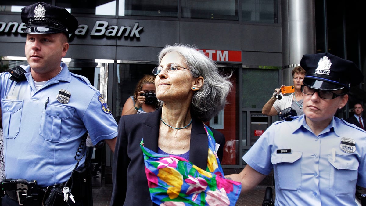 articles/2012/08/03/can-anyone-replace-nader-in-the-green-party-race-for-the-white-house/jill-stein-green-party-arrest-pesta_ywcdkt