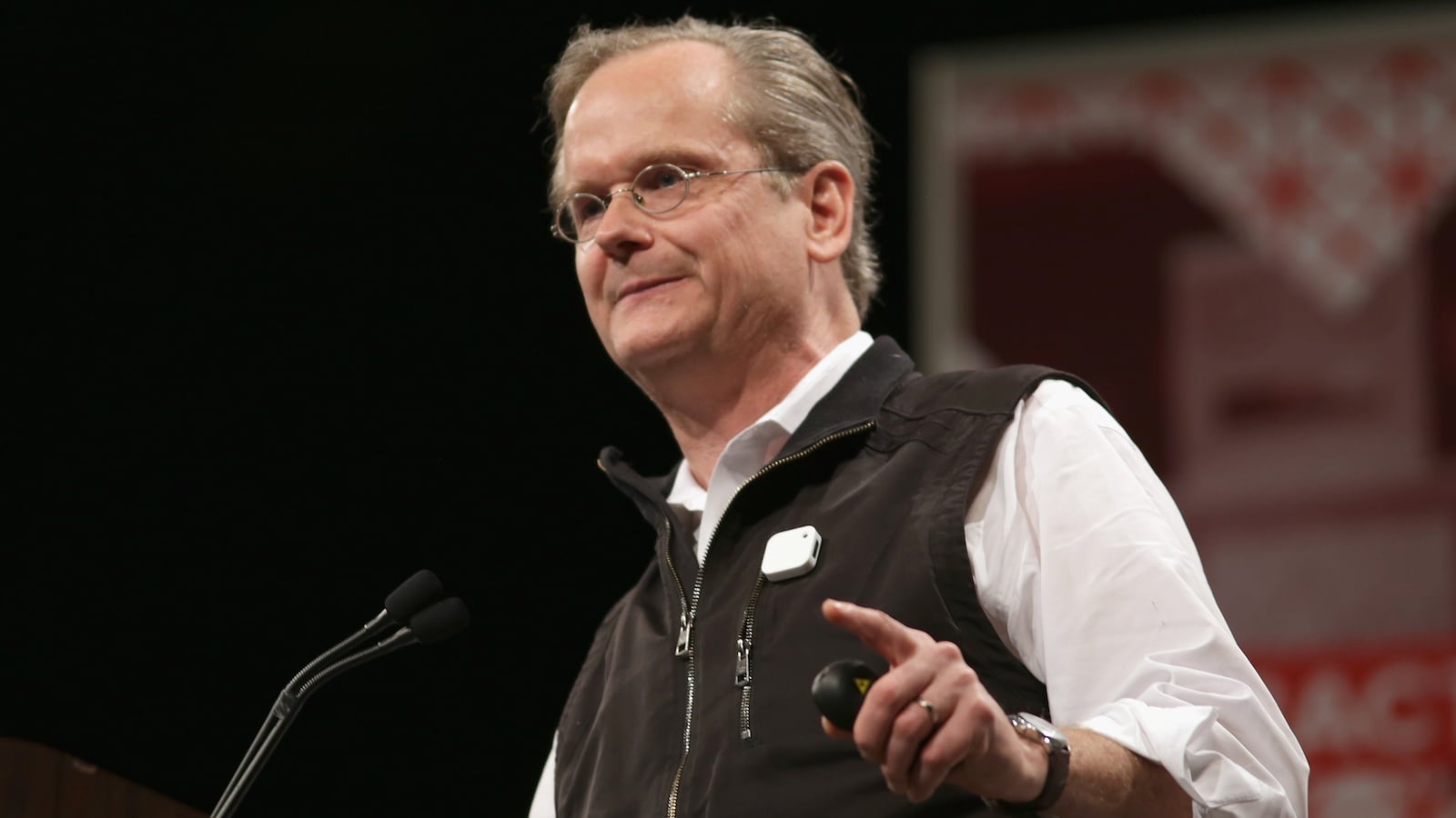 articles/2015/08/13/i-m-running-for-president-to-quit/150812-lessig-president-tease_vjvra4