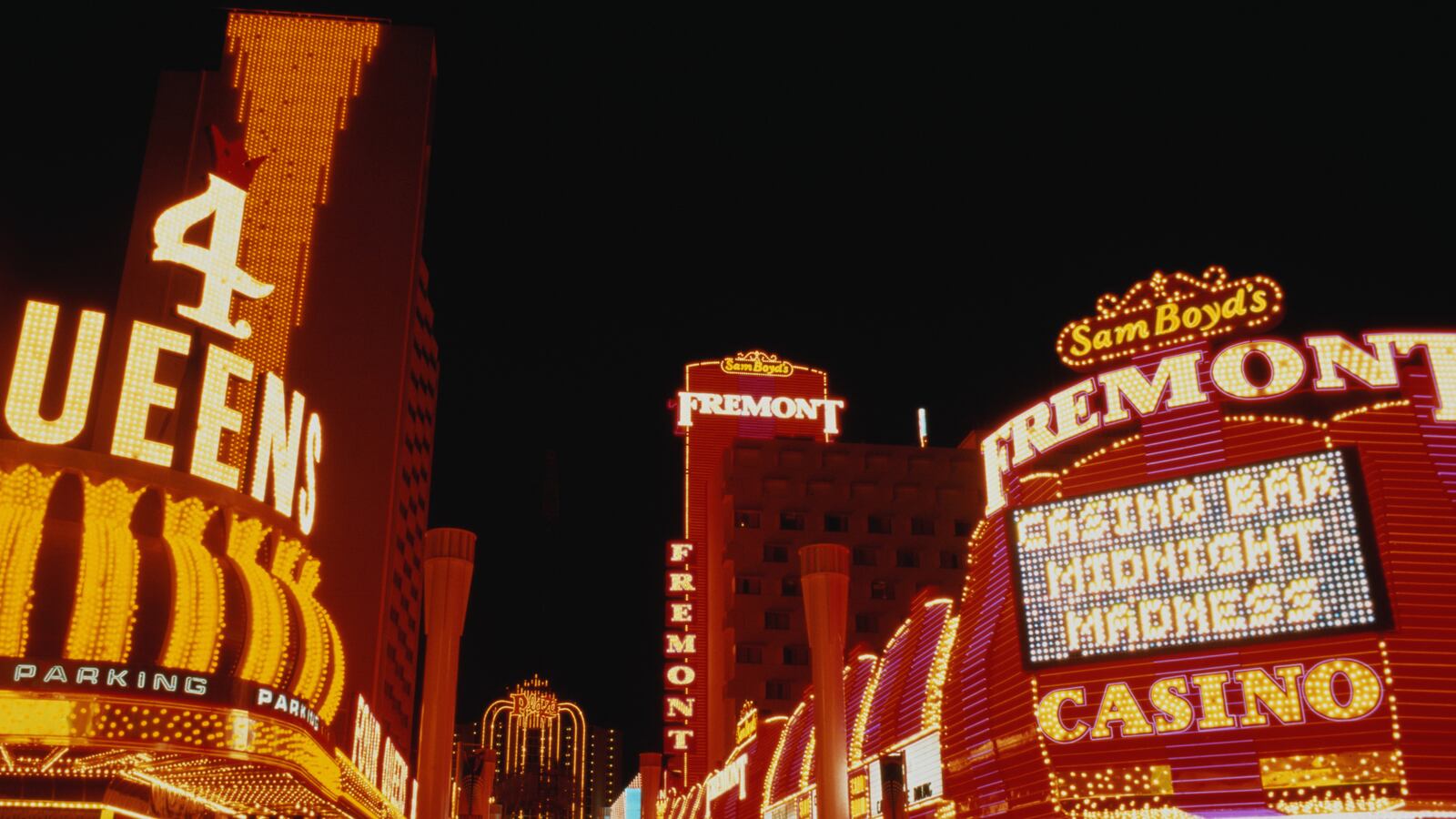 articles/2014/03/29/frank-cullotta-the-hitman-turned-vegas-tour-guide/140329-vegas-tease_t96k7b