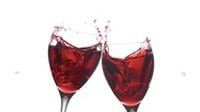 articles/2011/02/11/valentines-day-wine-and-chocolate-pairings/snooth-wine-and-chocolate---milk_scr5ev
