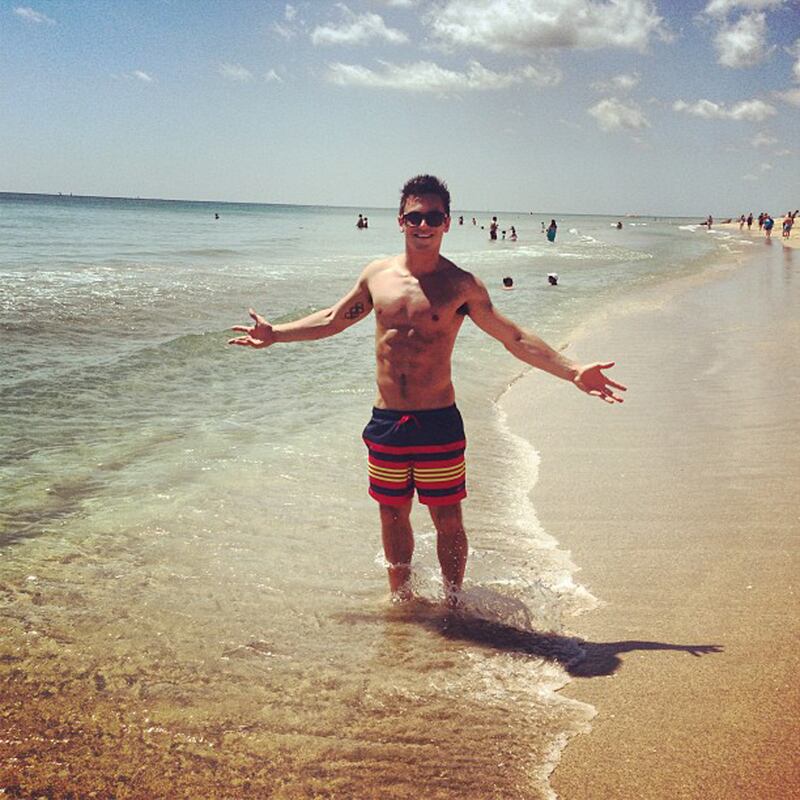 galleries/2013/05/12/kim-kardashian-mario-lopez-more-celebrity-twitter-pictures-photos/130508-Tom-Daley_hos7ny