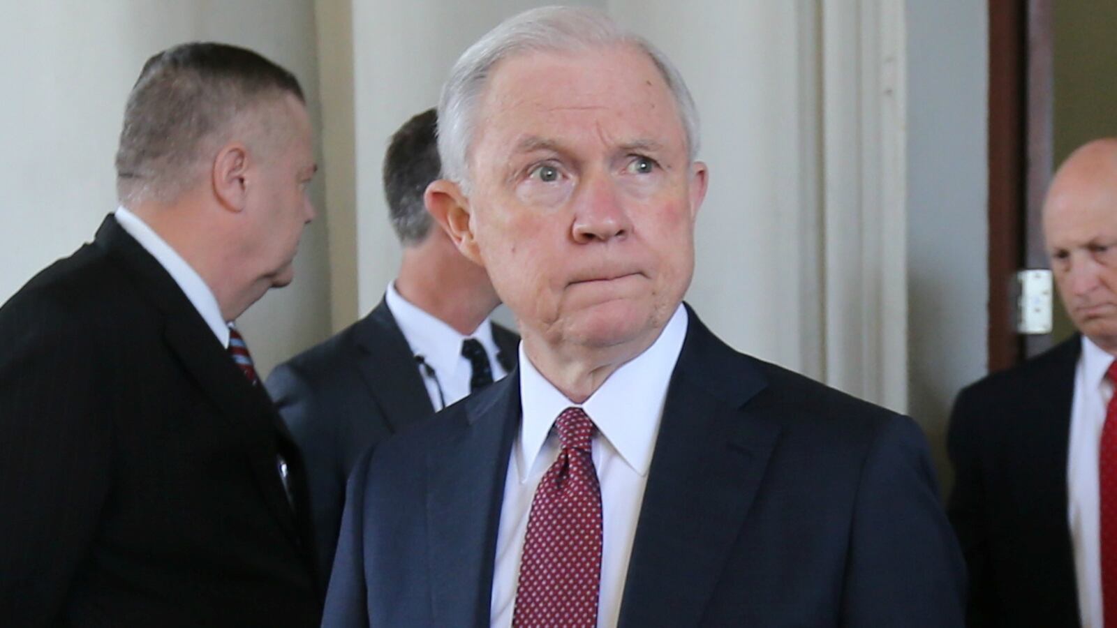 jeff-sessions-police-misconduct_bhndkn