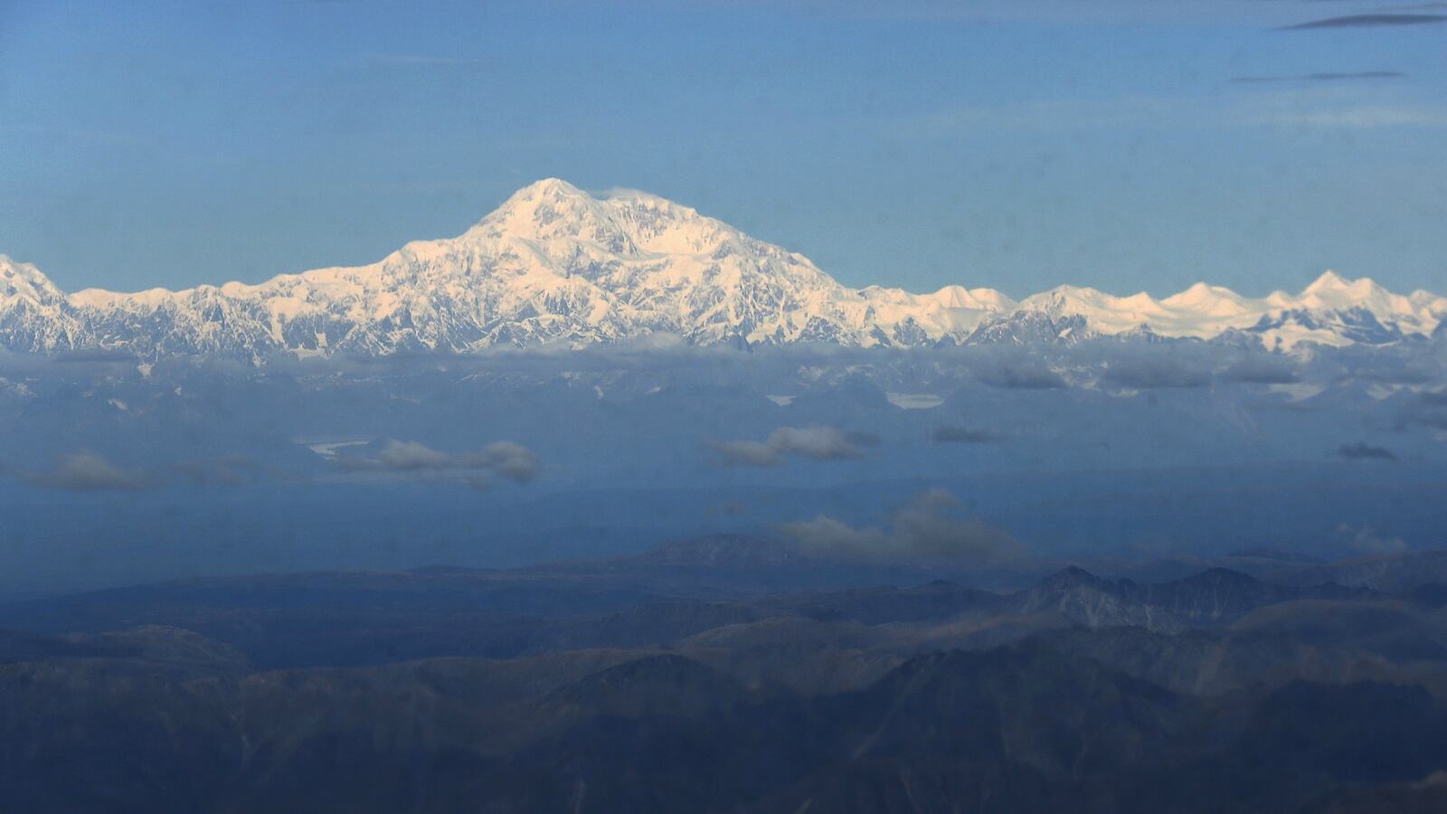 cheats/2015/10/12/alaska-renames-columbus-day/151012-alaska-cheat_ysqns6