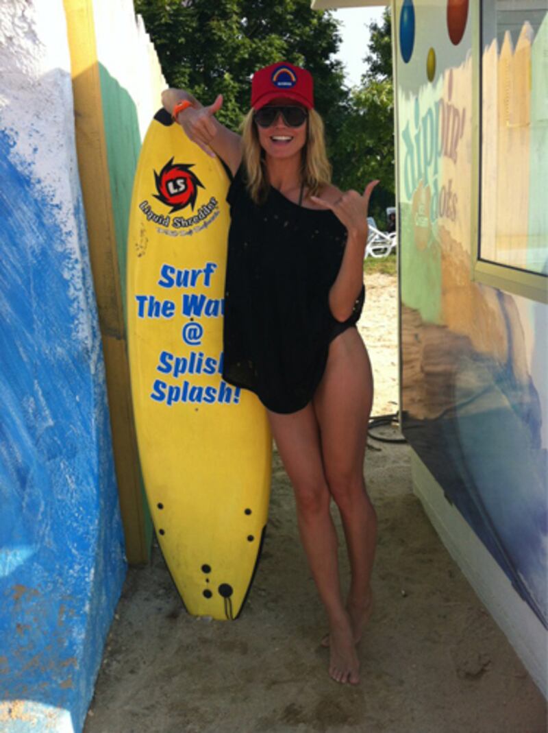 galleries/2012/07/01/channing-tatum-obama-lena-dunham-more-celebrity-twitter-pictures/heidi-klum-celebrity-twitter-photos_kjx1tc