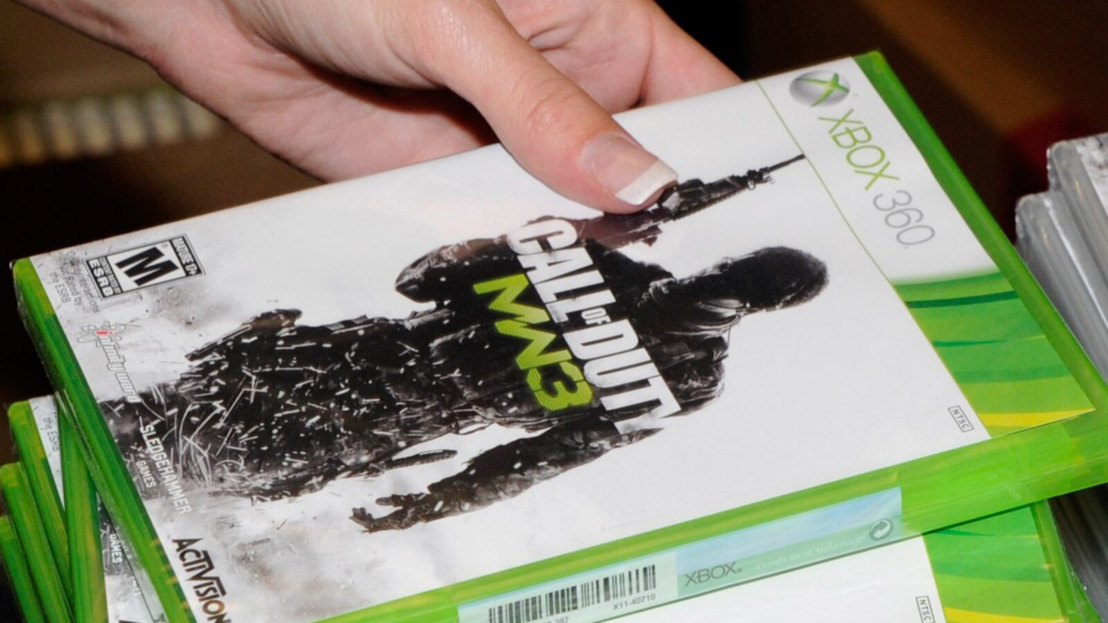 cheats/2011/11/11/call-of-duty-earns-400m/call-of-duty-cheat_ryrcpy