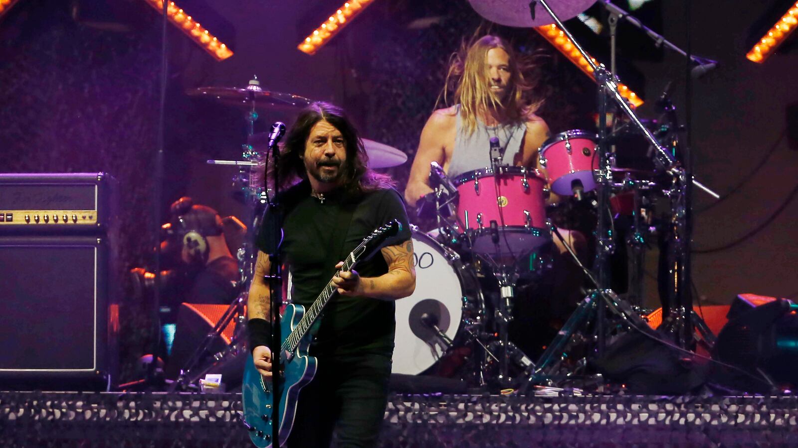 Dave Grohl and Taylor Hawkins of the Foo Fighters perform during day three of Lollapalooza Chile 2022.