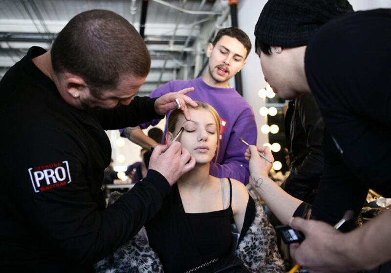 galleries/2010/02/14/fashion-week-day-4/fashion-wrap-day-ii---vpl_ugopfv