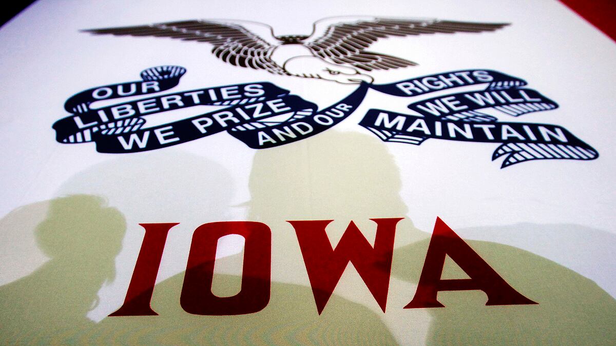 articles/2012/01/03/the-case-for-ignoring-iowa/iowa-election-caucus-box_pyawla