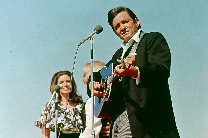 articles/2013/10/26/excerpts-from-a-new-johnny-cash-biography-capture-his-iconoclastic-genius/131025-hillburn-johnny-cash-tease_etklkl