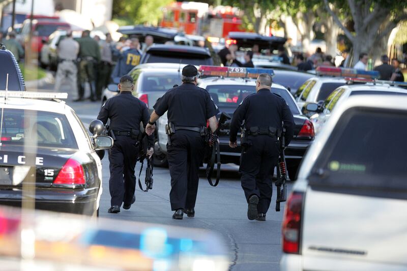 articles/2011/12/16/gunman-shoots-four-killing-two-in-southern-california/la-shooting-cheat_lavgat