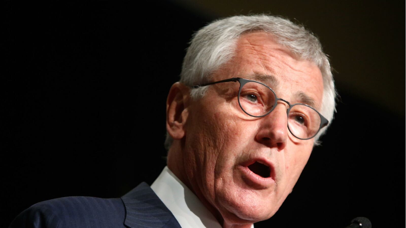 cheats/2014/10/19/hagel-orders-rapid-response-ebola-team/141019-hagelebolateam-cheat_veqgz5