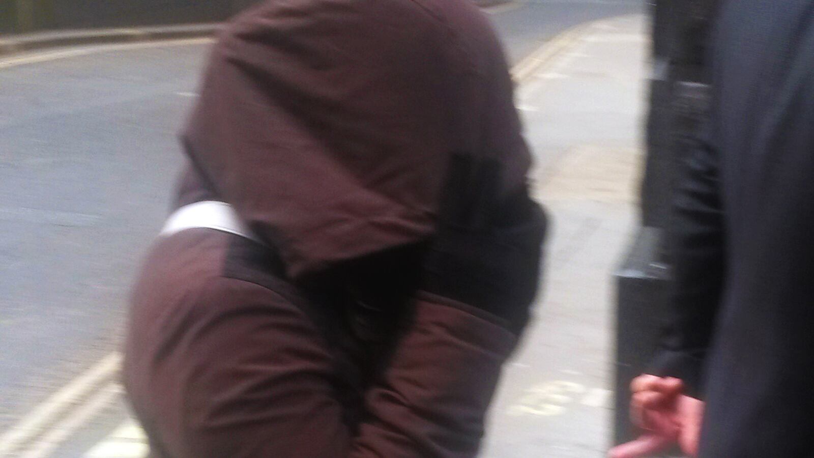 articles/2015/06/12/jailed-for-twitter-terrorism/150611-hines-twitter-terror-tease_f5gvbs