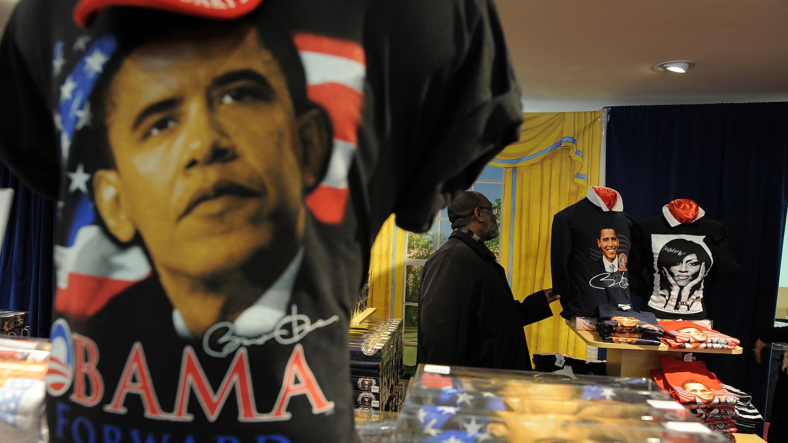 articles/2013/01/18/obama-s-embrace-of-corporate-cash/obama-s-embrace-of-corporate-cash-image_ti9aix