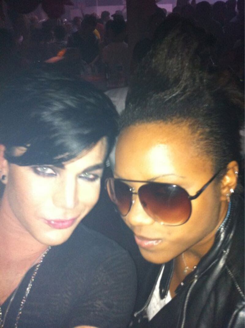 galleries/2010/08/18/best-celebrity-twit-pics/twit-piadam-lambert_b1evt0