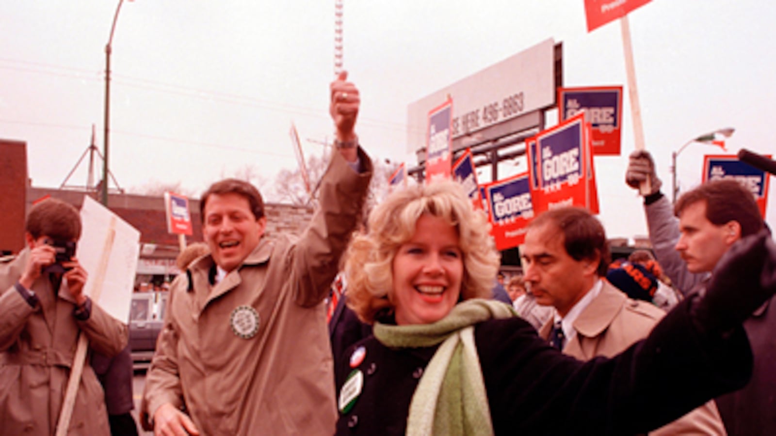 articles/2010/06/02/tipper-gore-al-gore-announce-separation-scenes-from-a-marriage/al-and-tipper-gore_104419_txsove