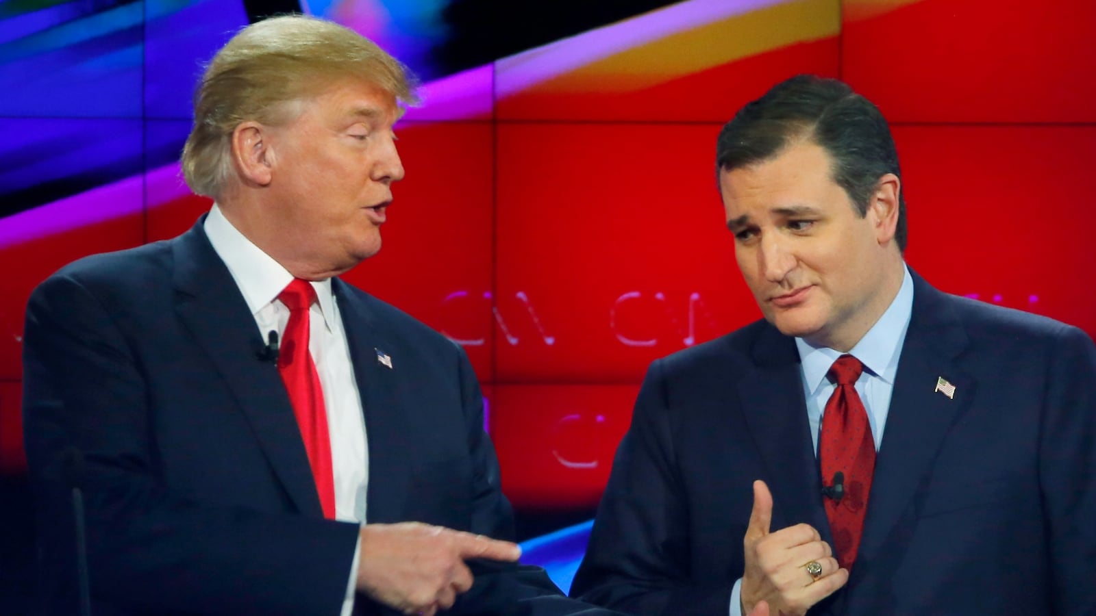 cheats/2016/01/05/trump-cruz-s-canadian-birth-precarious-for-gop/160105-ted-cruz-trump-cheat_bnjvoh