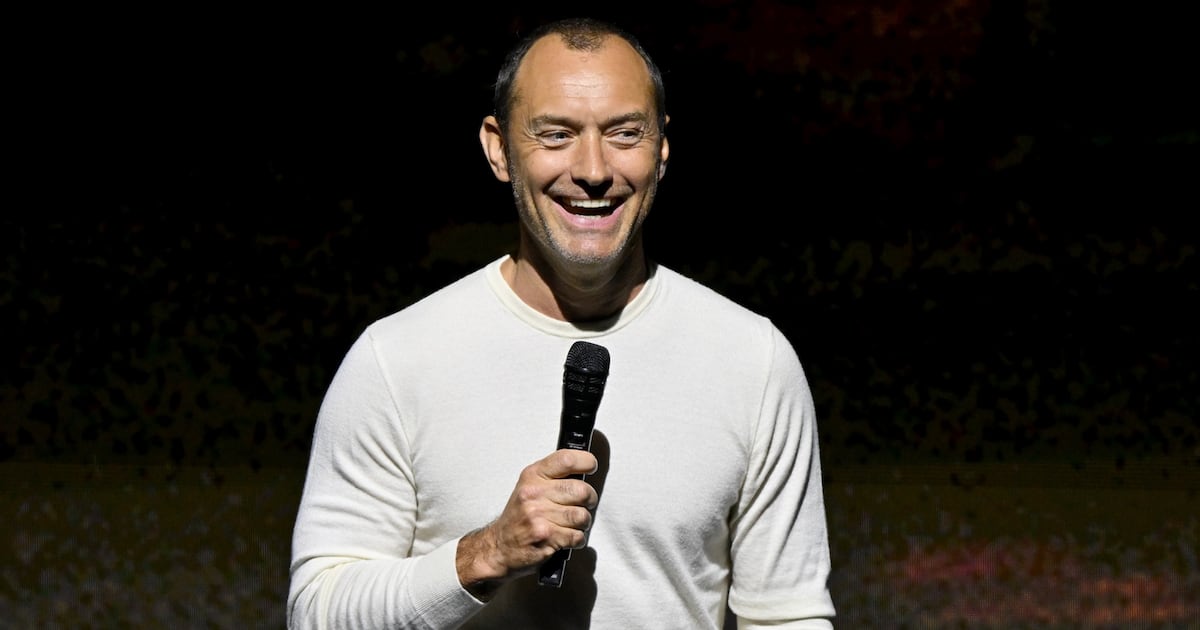 Jude Law verkörpert Wladimir Putin in ersten Einblicken in neue ...