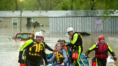 cheats/2011/04/26/five-killed-in-arkansas-flood-tornado/arkansas-floods_q6cnzy