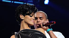 cheats/2009/03/14/no-brown-and-rihanna-duet/brown-and-rihanna_qdat3o