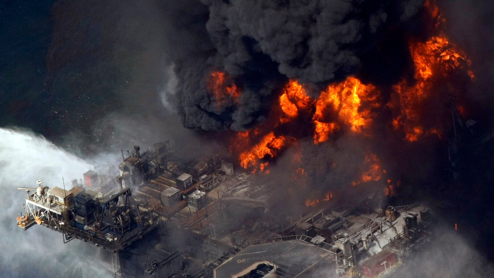 cheats/2013/07/26/halliburton-we-destroyed-evidence/130726-oil-spill-cheat_v2r3pj