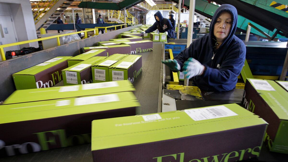 cheats/2012/03/04/more-advertisers-ditch-limbaugh/limbaugh-pro-flowers-cheat_xilnof