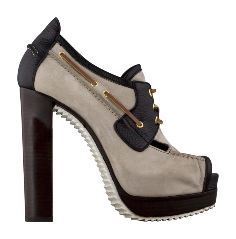 galleries/2010/10/08/killer-heels/high-heels---pierre-hardy-stag-sand-black_qv5rrh