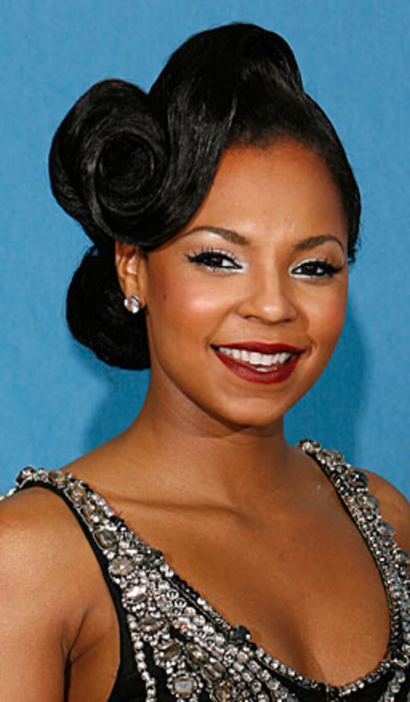 galleries/2009/04/03/celebrity-poets/celeb-poets---ashanti_apbqbl