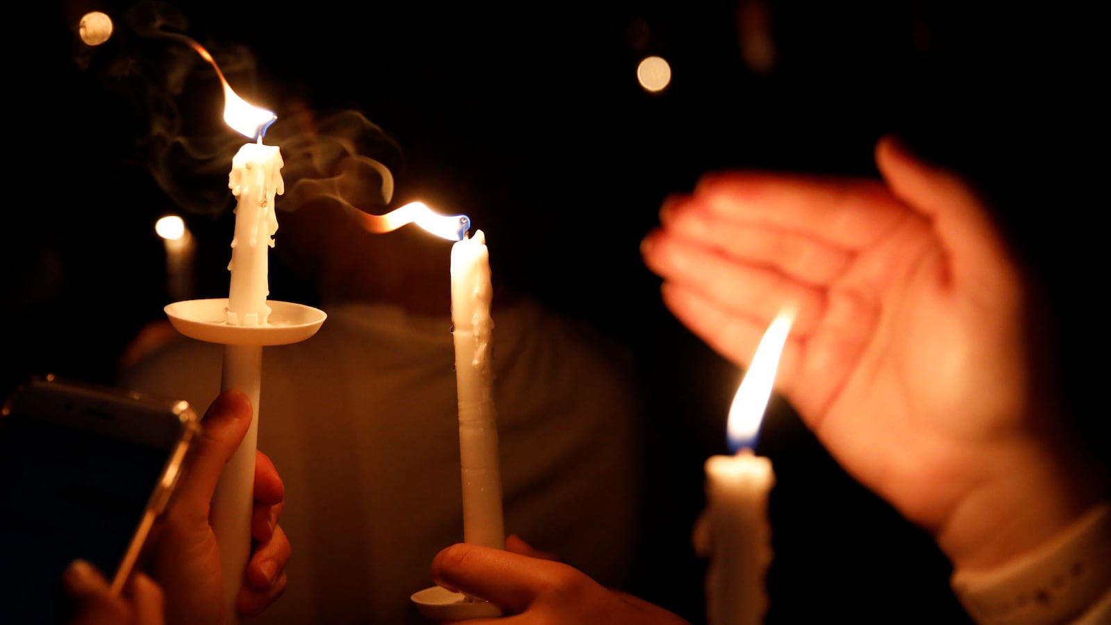 180216-laporta-starbucks-tease_vf4ptk