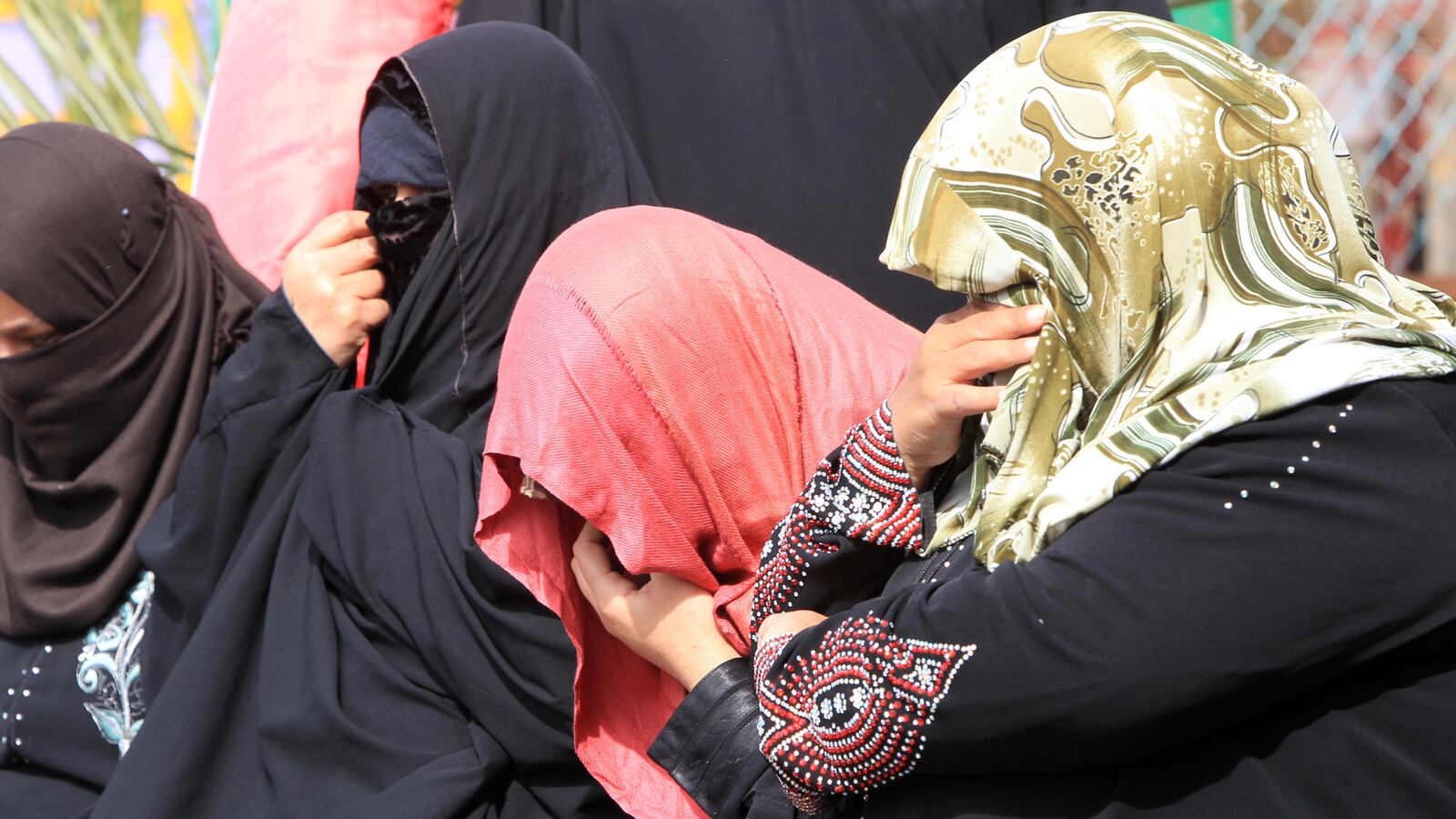 cheats/2014/02/06/iraqi-forces-rape-women-prisoners/140206-iraq-prisoners-rape-cheat_pxhviz