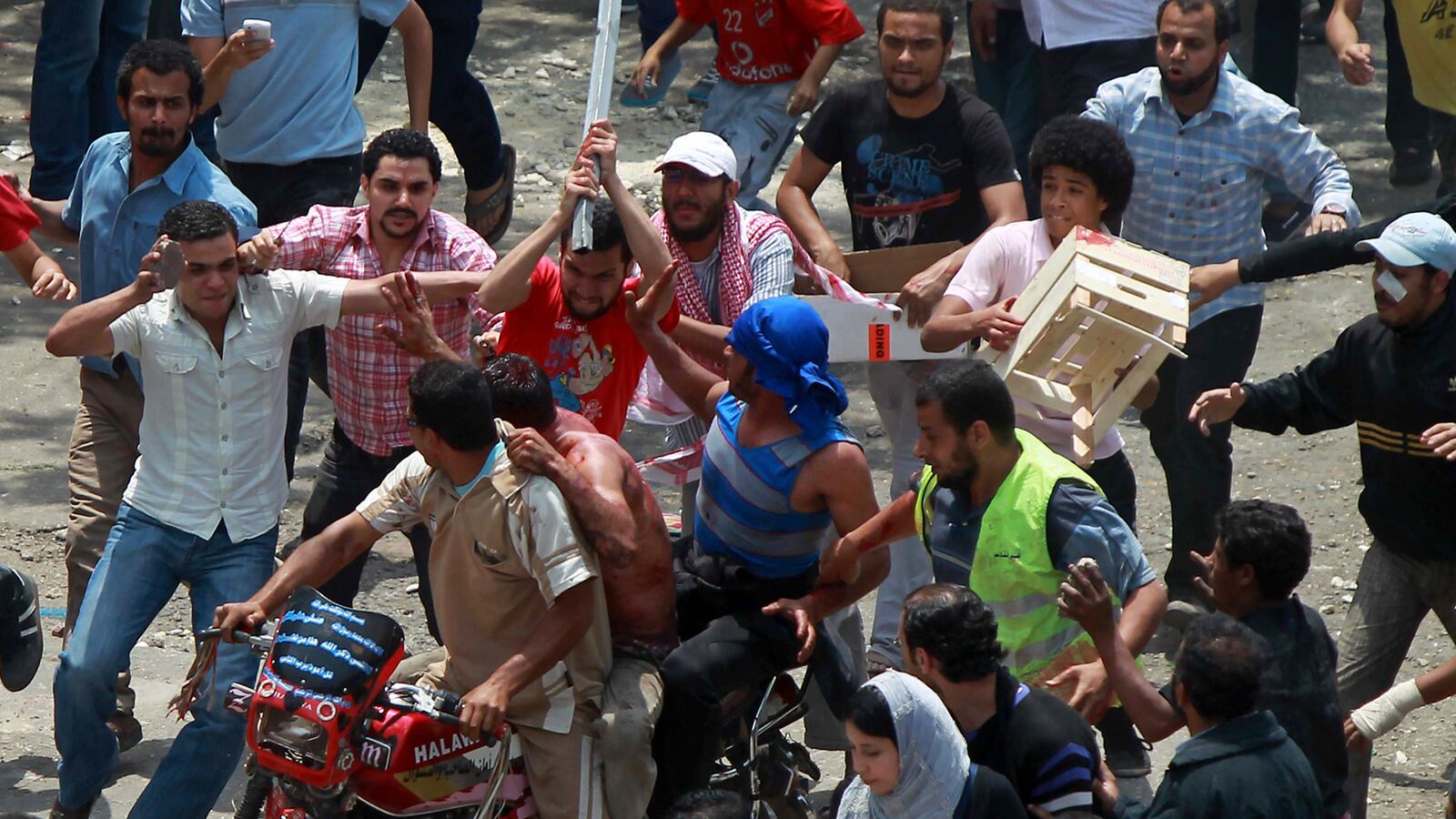 cheats/2012/05/02/11-killed-in-cairo-clashes/cairo-attacks-protests-cheat_jrapgv