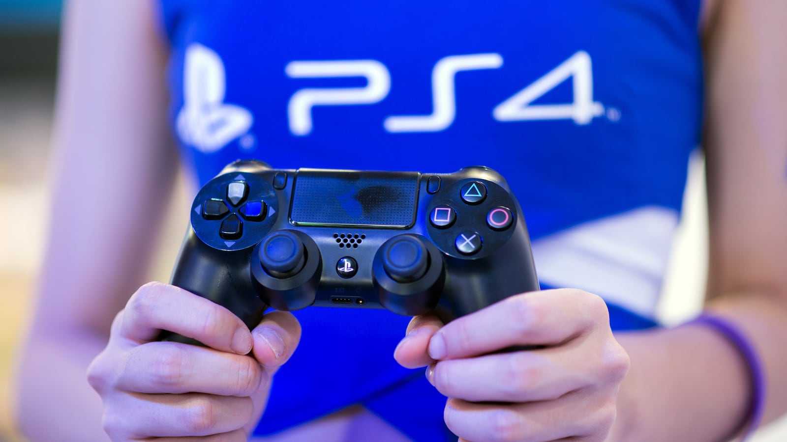 cheats/2014/12/27/playstation-network-restored-after-hack/141227-playstation-cheat_rahjzi