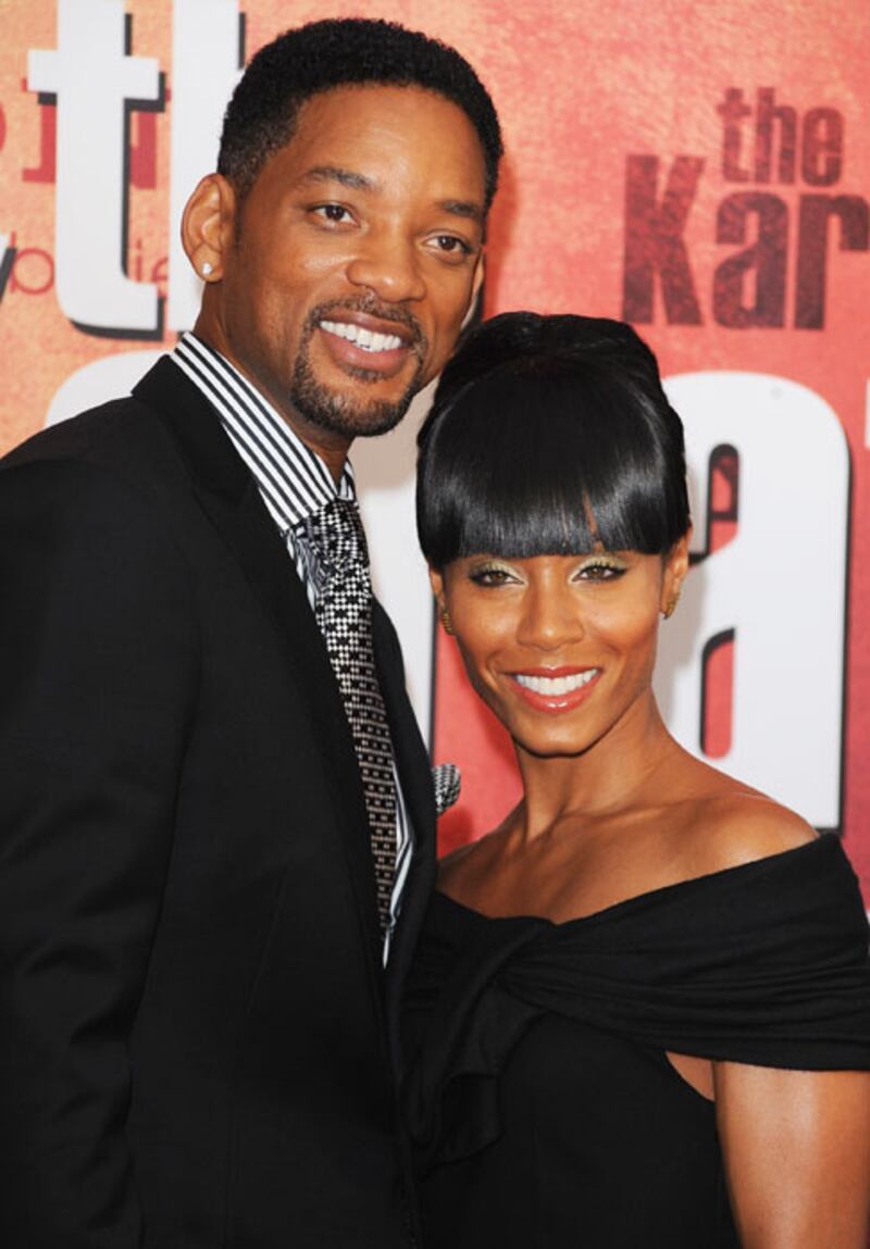 galleries/2010/08/23/on-set-romance/on-set-romance---smith_r00mxy