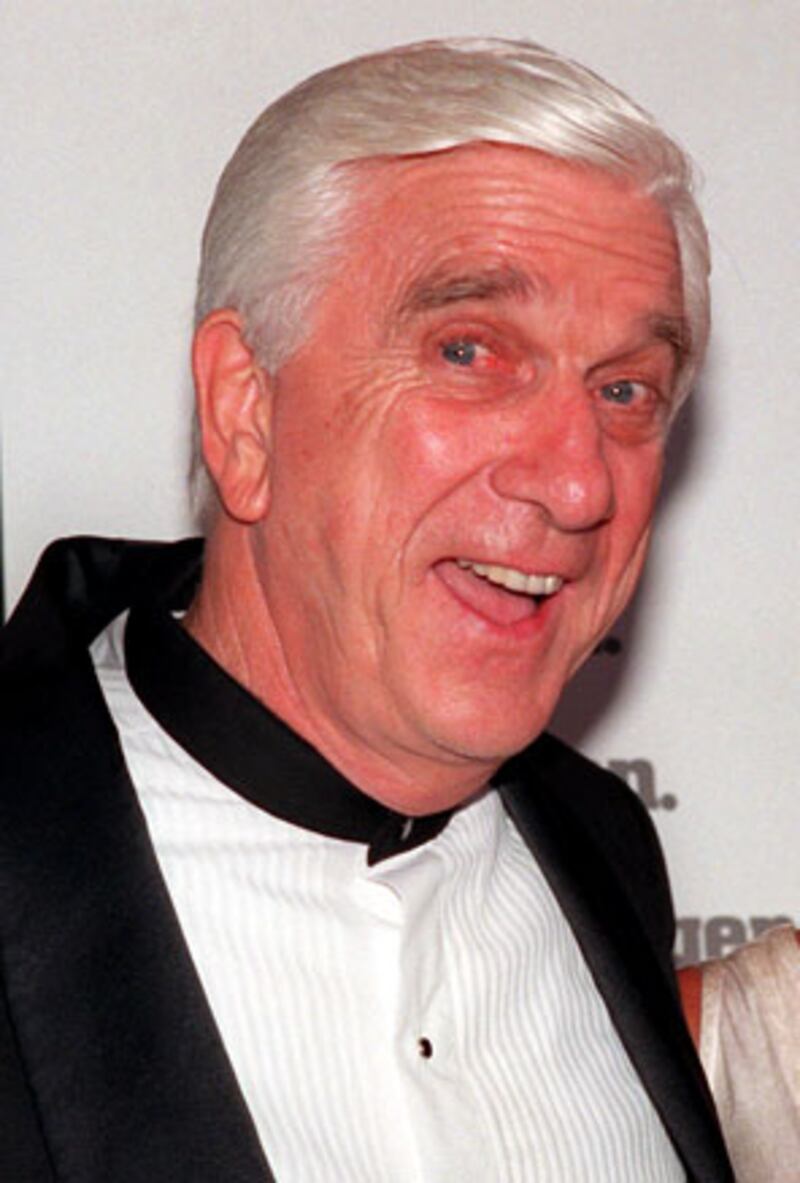 galleries/2010/12/17/rip-in-the-tmz/rip-2010---leslie-nielsen_tqiite