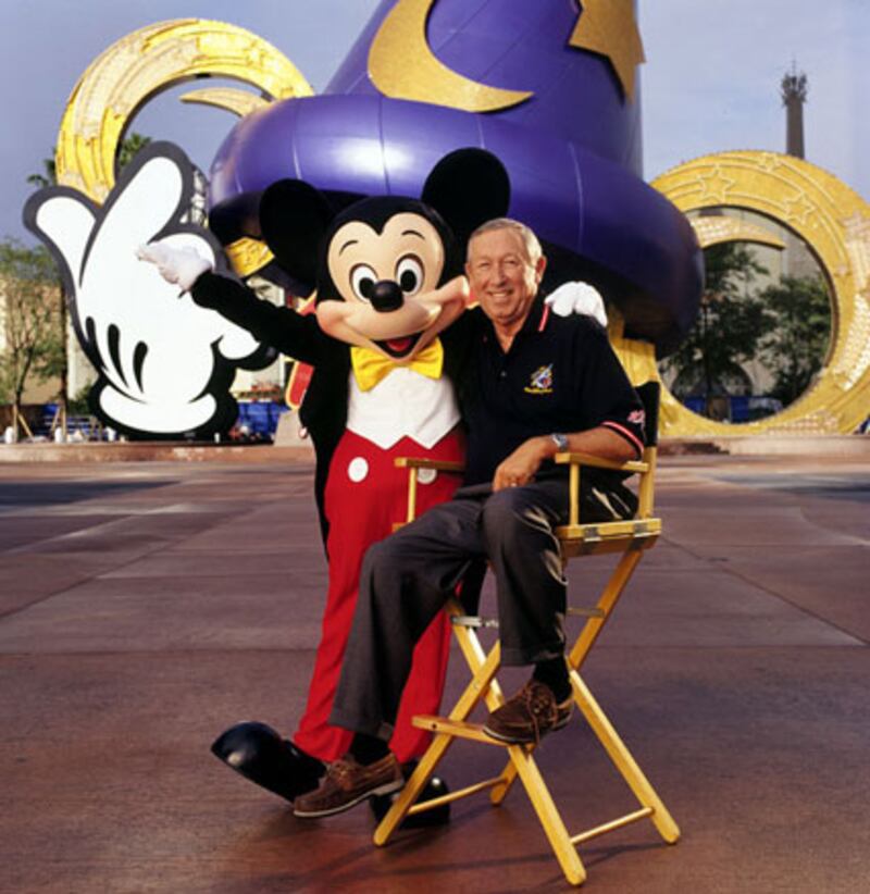 galleries/2009/12/23/celebrity-deaths-2009/celebrity-deaths-2009---roy-e-disney_tlukgl