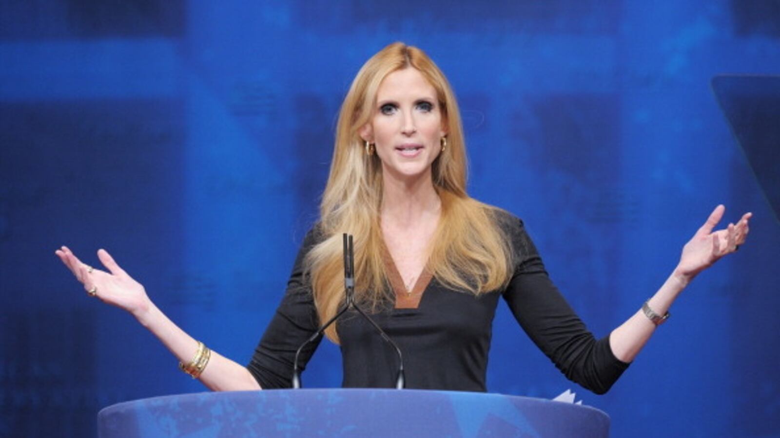 articles/2012/08/10/ann-coulter/ann-coulter-romneycare_niszr7