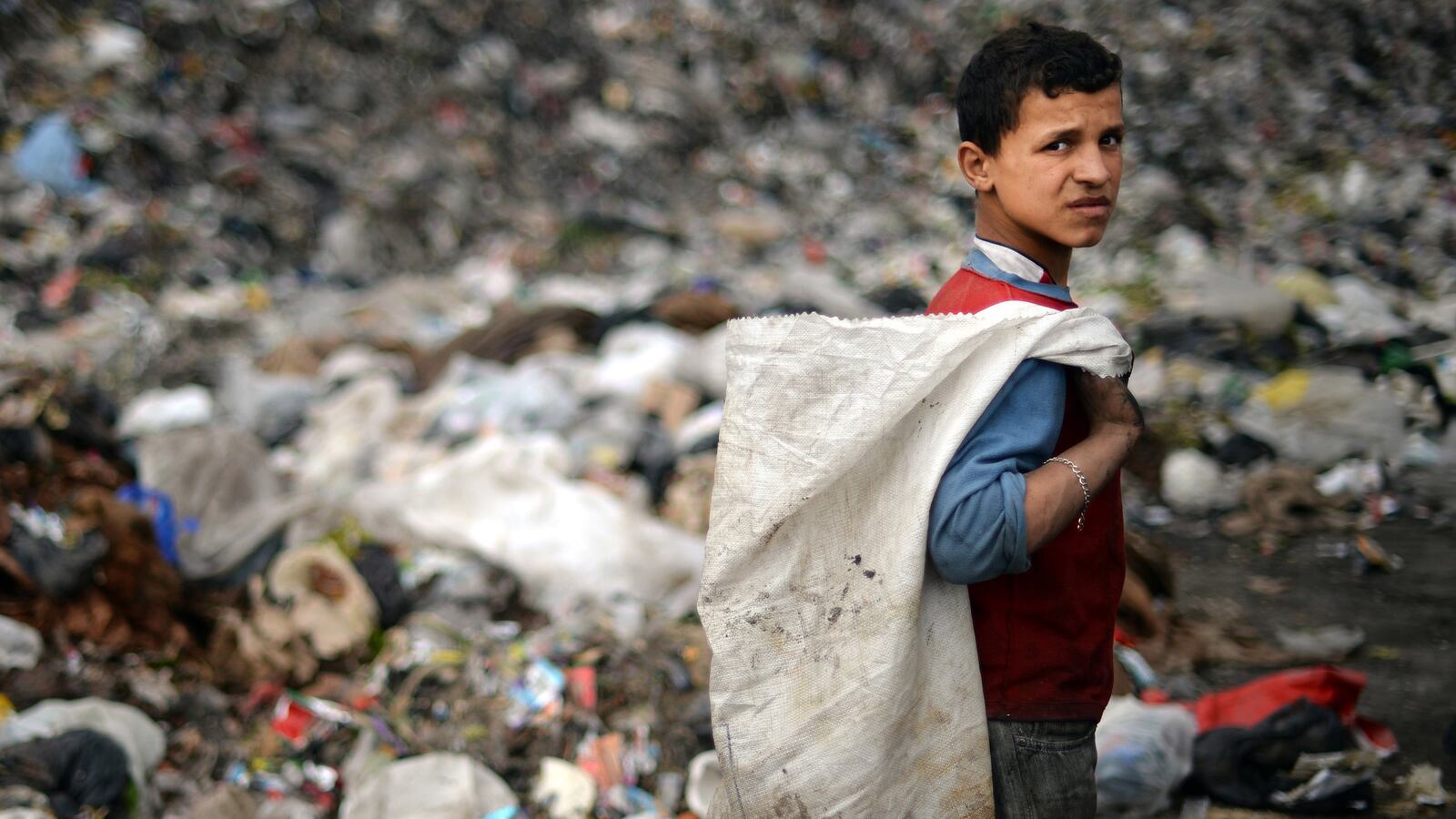 cheats/2013/04/19/u-n-syria-a-humanitarian-catastrophe/130419-syria-humanitarian-catastrophe-cheat_uwoseo