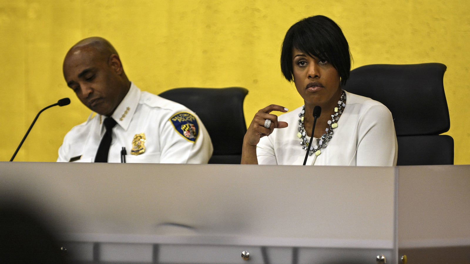 cheats/2015/07/08/baltimore-sacks-police-commissioner/150708-anthony-batts-baltimore-cheat_xd2o28