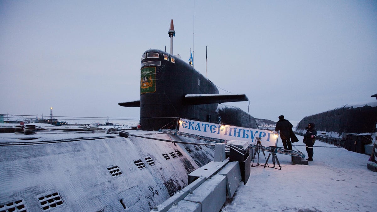 cheats/2013/06/01/russia-resumes-nuclear-sub-patrols/russian-submarine-nuclear-fire-cheat_g7g6sa