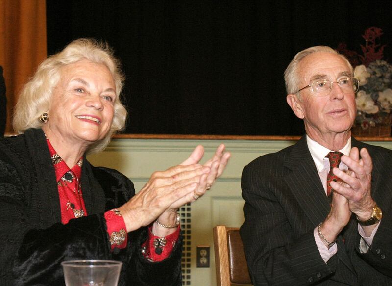 galleries/2010/09/07/political-husbands/political-husbands---oconner_cnacdn