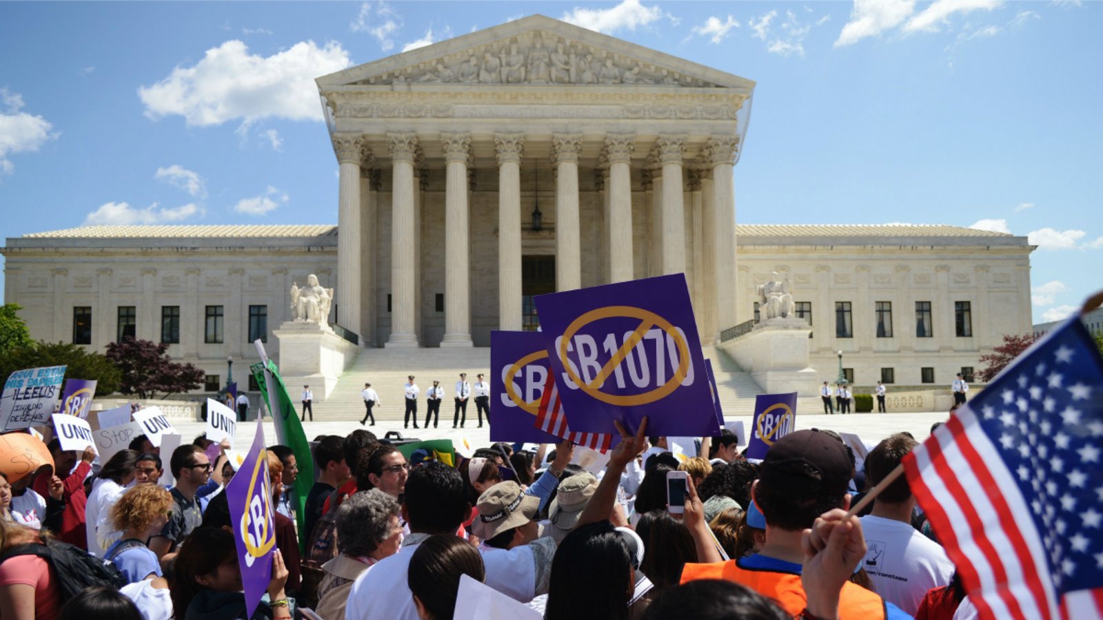 cheats/2012/09/05/show-me-your-papers-law-ok-d/arizona-show-me-papers-cheat_d1wrmt